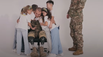 Завдяки другокласникам із Дрогобича 37 українських воїнів отримають протези в США