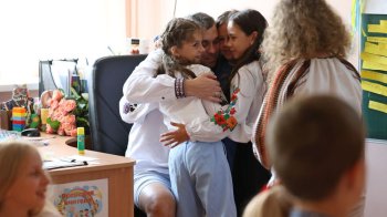 До уроку у Львівській школі приєднався військовий