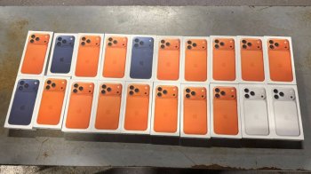 Митники затримали першу контрабанду нових iPhone 17 в Україні
