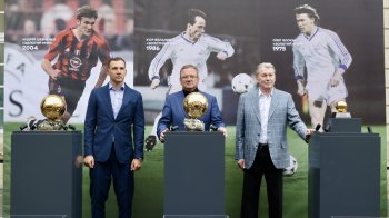 У Львові вперше в історії одночасно показали три “Золоті мʼячі” українських футболістів
