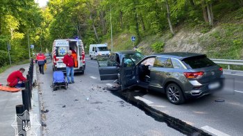 Фото з місця ДТП між Львовом та Винниками