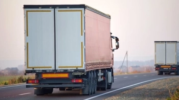 На Львівщині на трасі до кордону обмежать рух автобусів і вантажівок: схема об'їзду
