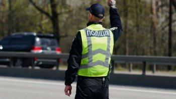 У Львові арештували двох поліцейських за систематичні побори з водіїв