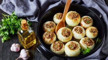 Готуємо бацалонім: оригінальний рецепт традиційних єврейських голубців