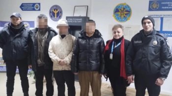 Затриманих на Львівщині трьох китайців депортують за незаконне перебування в Україні