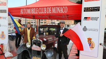 Переписали автоісторію Львова: українсько-польський екіпаж на ретро-автомобілі доїхав до Монте-Карло