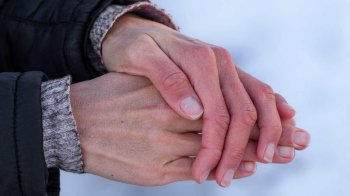 Сильне похолодання в Україні: як не перемерзнути на вулиці