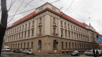 11 тисяч кв.м у центрі Львова: хто претендує на будівлю Головної пошти