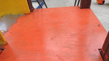 Львів’яни просять припинити ЛКП спотворювати дитячі майданчики