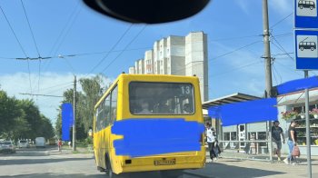 Поїхав на червоне: у Львові просять провести «навчально-профілактичну бесіду» з водієм маршрутки