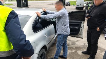 На Львівщині посадовця міськради викрили на хабарі за оренду землі