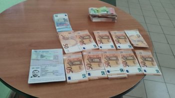 Митники вилучили незадекларовану валюту у трьох водіїв на Львівщині