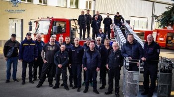 Спецтехніка та багато спорядження: рятувальники Львівщини отримали гуманітарну допомогу від німецьких колег