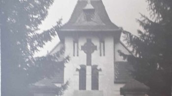 У Львівському музеї показали архівні фото столітнього закинутого костелу біля Золочева