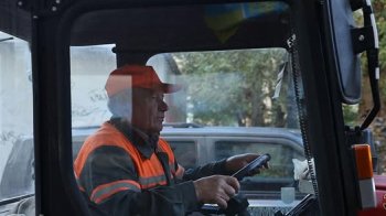 Заступник мера повідомив про 49 вакансій трактористів у Львові