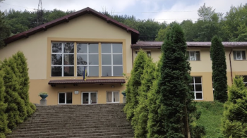 Масове отруєння: на Львівщині 23 дитини потрапили до інфекційної лікарні