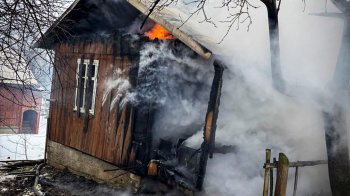 На Самбірщині через пожежу в деревʼяному будинку постраждало немовля