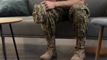 На Львівщині військового ув’язнили на 5 років за втечу з частини