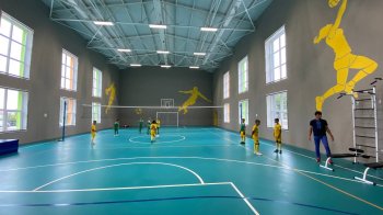 У Новому Яричеві на Львівщині збудували новий спортзал