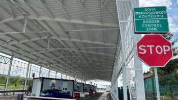 Водії гуманітарних вантажів тепер виїжджатимуть за кордон за загальними правилами