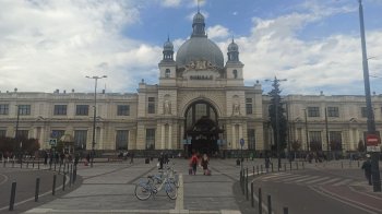 Перший день обмежень на міжобласні перевезення: репортаж з Львівського вокзалу
