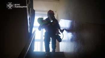 дитину винесли на руках