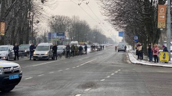 На Львівщині запроваджують зупинку транспорту під час хвилини мовчання