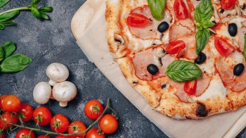 Рецепт піци вдома: покрокове приготування з простих інгредієнтів