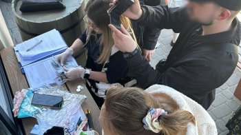 Фіктивний шлюб з військовозобов'язаним: на Львівщині затримали жінку