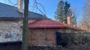 Міська рада Львова вимагає знести самобуд біля парку “Піскові озера”