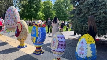 У Жовкві відкриють виставку рекордних Великодніх писанок