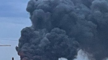 Виникла сильна пожежа: росіяни нанесли удар по Одесі