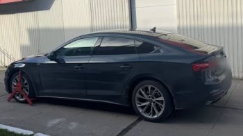 На кордоні зі Львівщиною виявили автомобіль, який розшукує Інтерпол