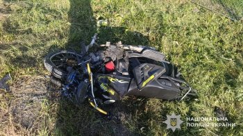 На Стрийщині Hyundai врізався в мотоцикл: до лікарні потрапив 15-річний водій та пасажир