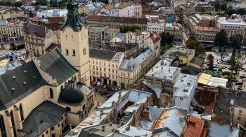 Капсульний готель, хостели та шелтери: де зупинитися на ніч у Львові