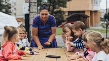 У модульному містечку для переселенців на Сихові відкрили дитсадкову групу