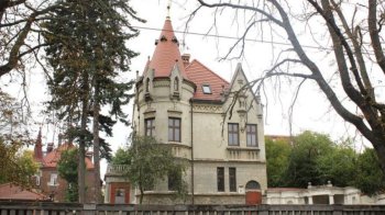 сторичну віллу-замок Кшечуновича у Львові реставрують