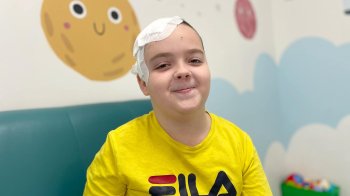 9-річний Михайло після операції