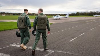 Українські пілоти навчаються у Великій Британії, фото пресслужби британського уряду