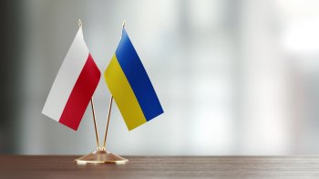 Польща спростувала зупинення військової допомоги Україні