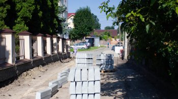 У Бродах розпочали капітальний ремонт однієї з головних вулиць міста