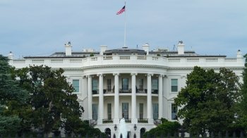 У Білому домі заявили, що чия б ракета не впала у Польщі, відповідальність за це лежить повністю на рф