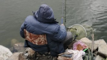 У трьох районах Львівщини за порушення правил оштрафували 12 рибалок