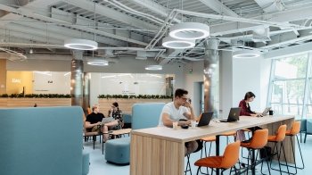 Де у Львові знайти заклад зі світлом або генератором: перелік локацій