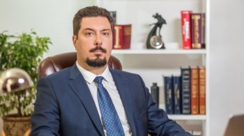 «Погоріли через хтивість»: стали відомі деталі, як спіймали на хабарі ексголову Верховного суду