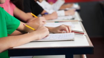 Верховна Рада збільшила кількість обов’язкових предметів для ДПА