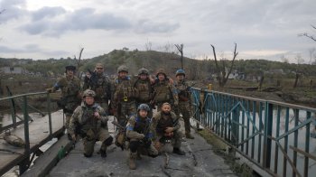 Поліцейські з батальйону «Львів» боронять від окупантів Бахмут (фото)