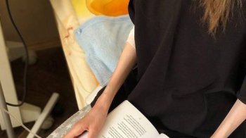 У 12 років важила менше, ніж 25 кілограм: львівські лікарі рятують від анорексії дівчинку з Луганщини