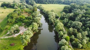 Де найбільш забруднені річки на Львівщині: результати за серпень