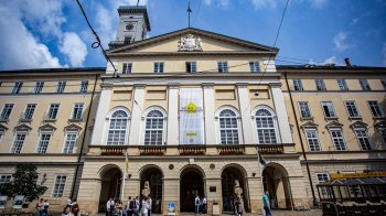 Львівська міськрада планує списати підприємствам майже 900 тис. грн боргів за оренду